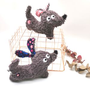 Namenloses Nähgetier Stofftier Hund